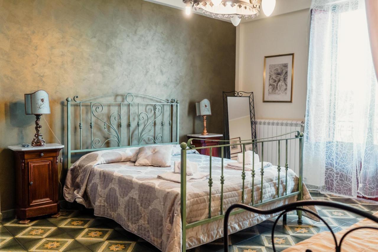 B&B Elvira Al Duomo Монреале Экстерьер фото